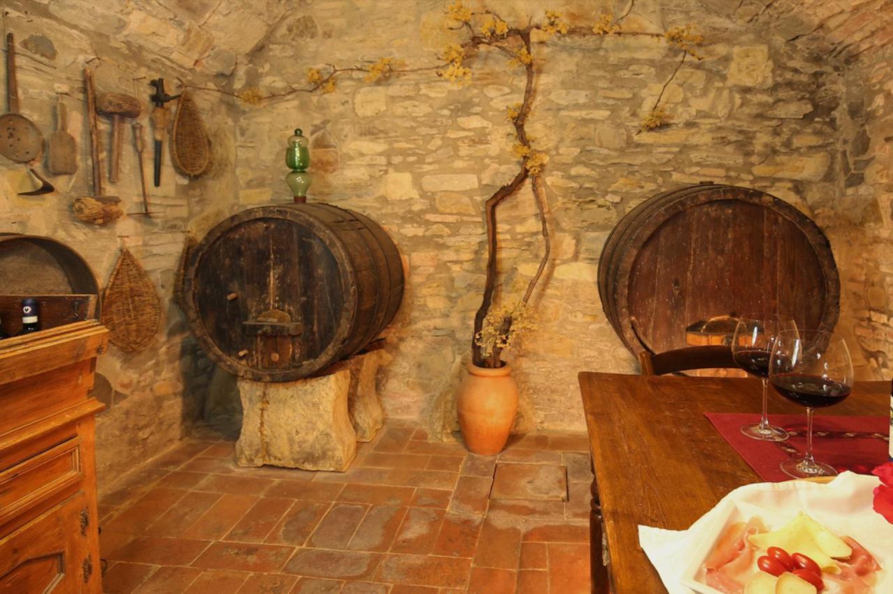 Apartment In B&B Del Giglio San Donato in Poggio المظهر الخارجي الصورة